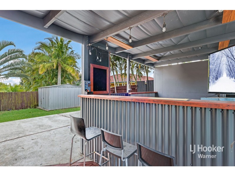 32 Blue Mountain Crescent, Warner QLD 4500