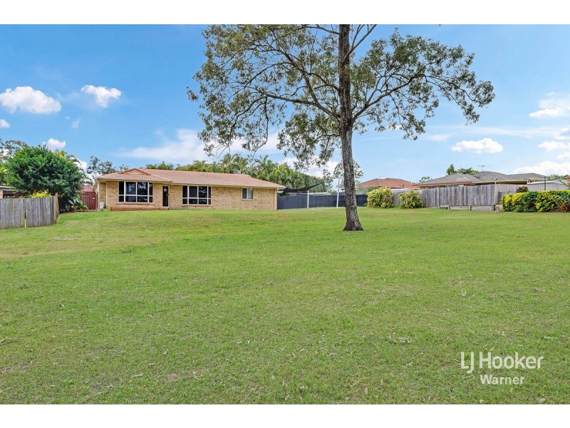 32 Blue Mountain Crescent, Warner QLD 4500