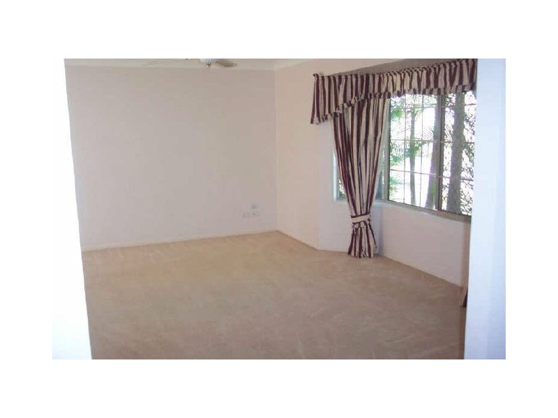 7 Seaforth Close, Albany Creek QLD 4035