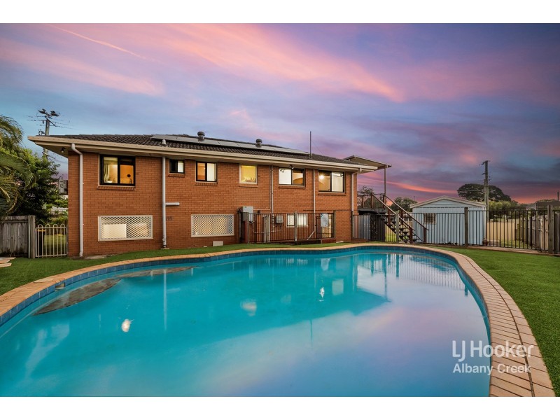 6 Leitchs Road South, Albany Creek QLD 4035