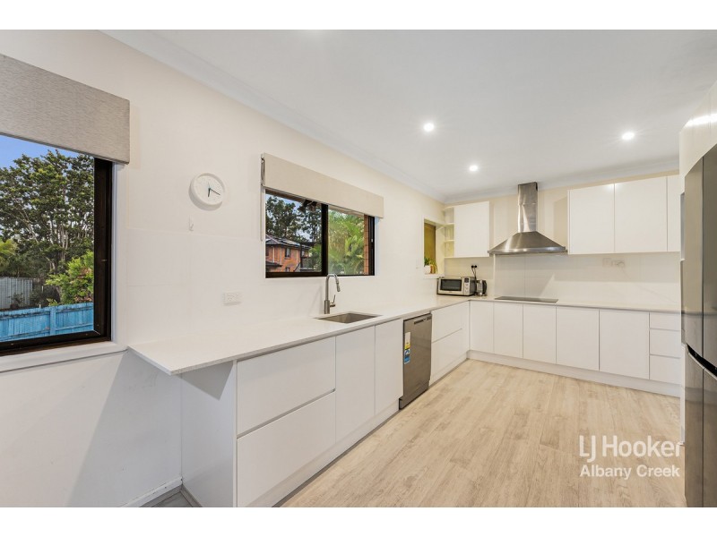 6 Leitchs Road South, Albany Creek QLD 4035