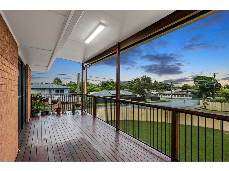 6 Leitchs Road South, Albany Creek QLD 4035