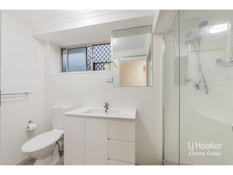 6 Leitchs Road South, Albany Creek QLD 4035