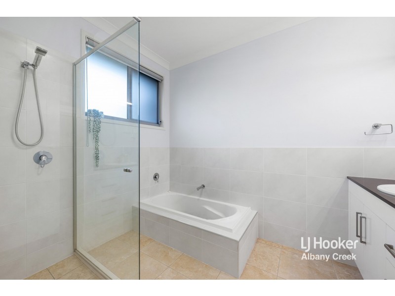 19 Jubilee Court, Eatons Hill QLD 4037