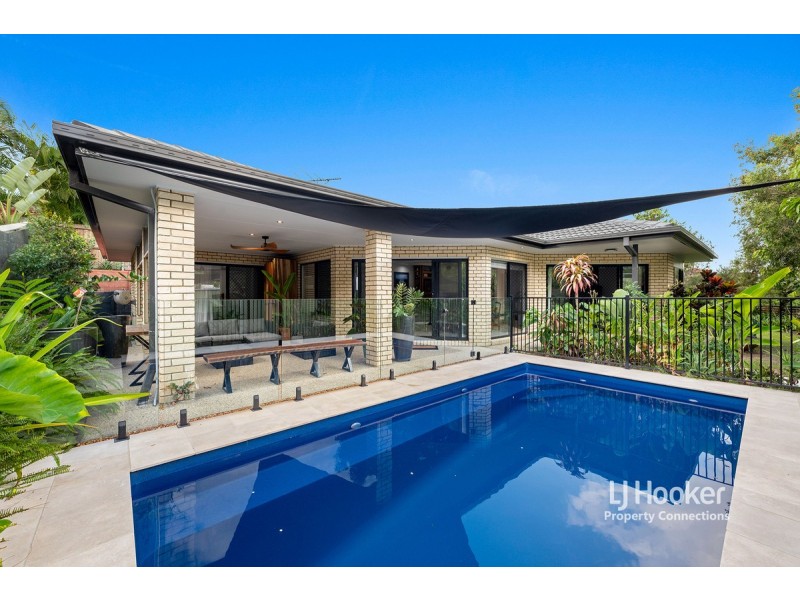 1 Roundelay Court, Eatons Hill QLD 4037