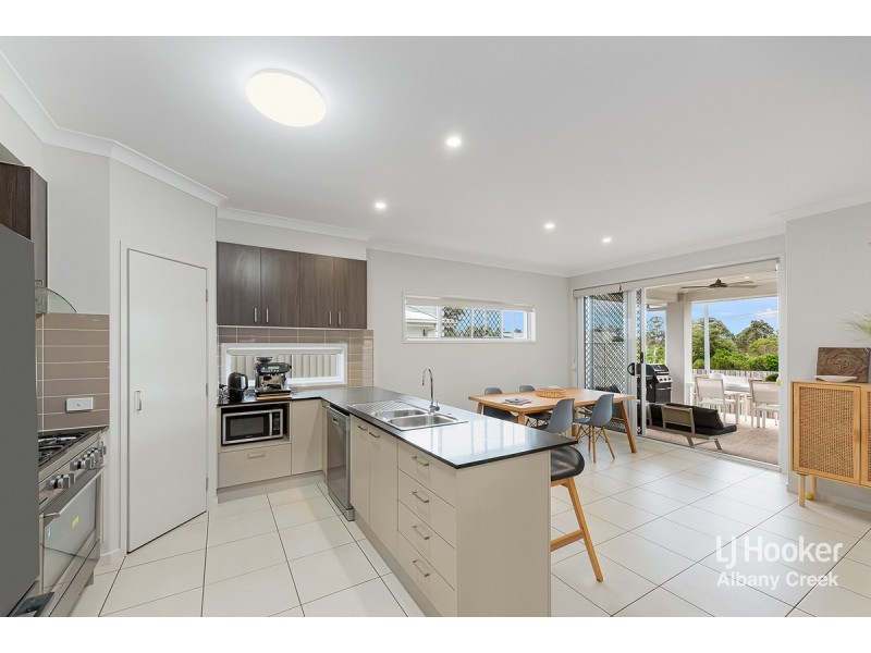 10 Aldritt Place, Bridgeman Downs QLD 4035