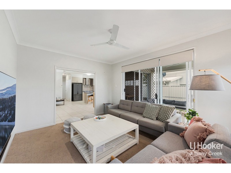 10 Aldritt Place, Bridgeman Downs QLD 4035