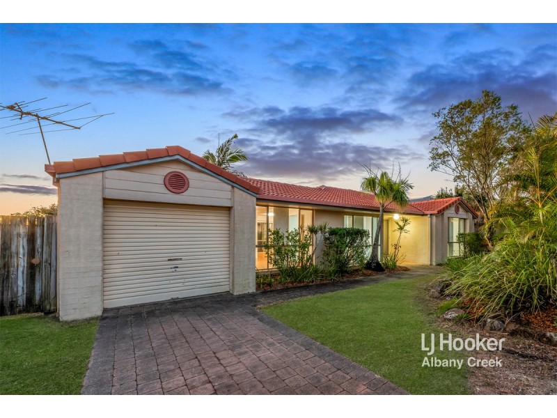 3 Flinders Way, Albany Creek QLD 4035
