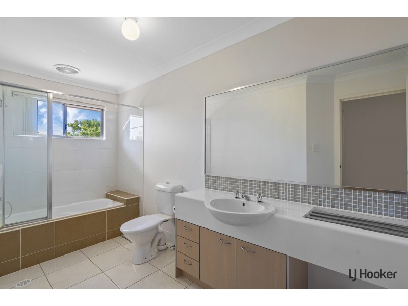 60/350 Leitchs Road, Brendale QLD 4500