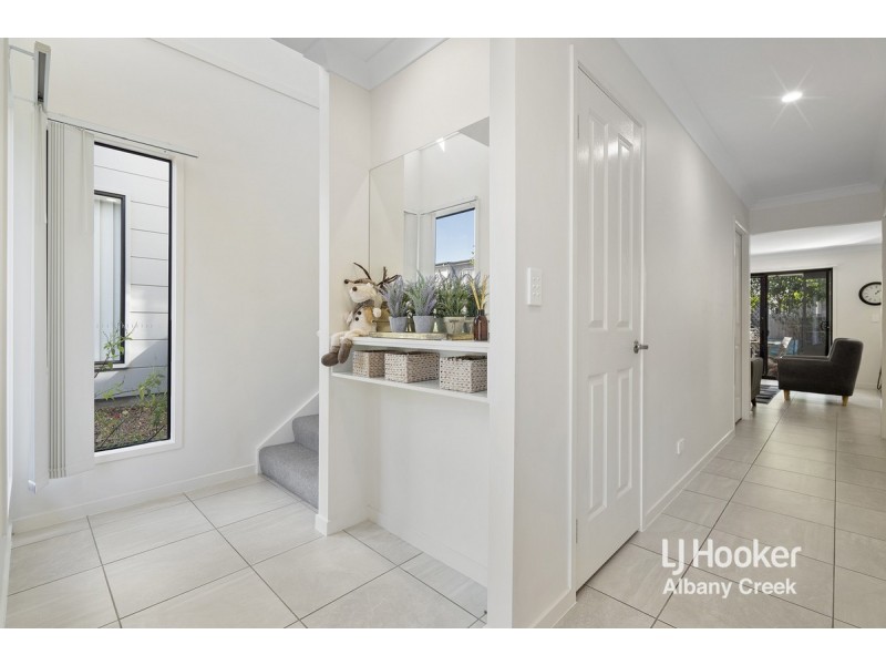 25/7 Franco Place, Bridgeman Downs QLD 4035