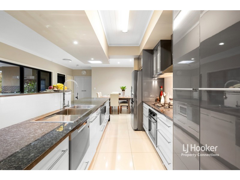 40 Montego Court, Eatons Hill QLD 4037