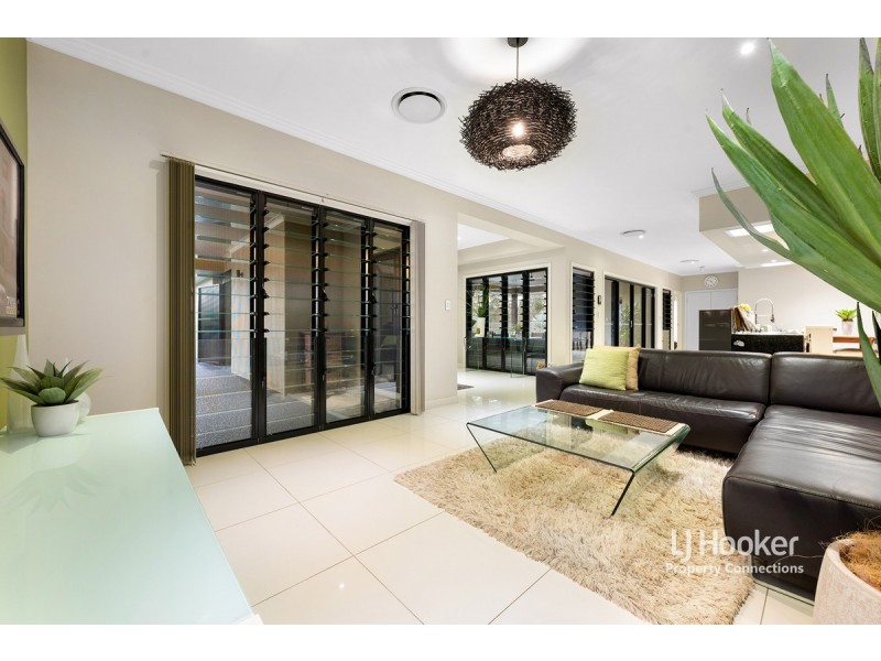 40 Montego Court, Eatons Hill QLD 4037