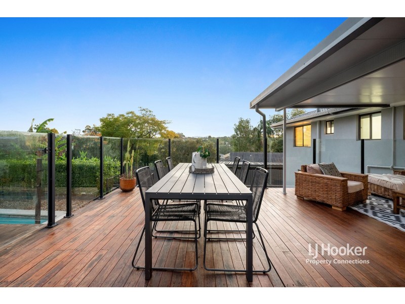 4 Leto Court, Eatons Hill QLD 4037