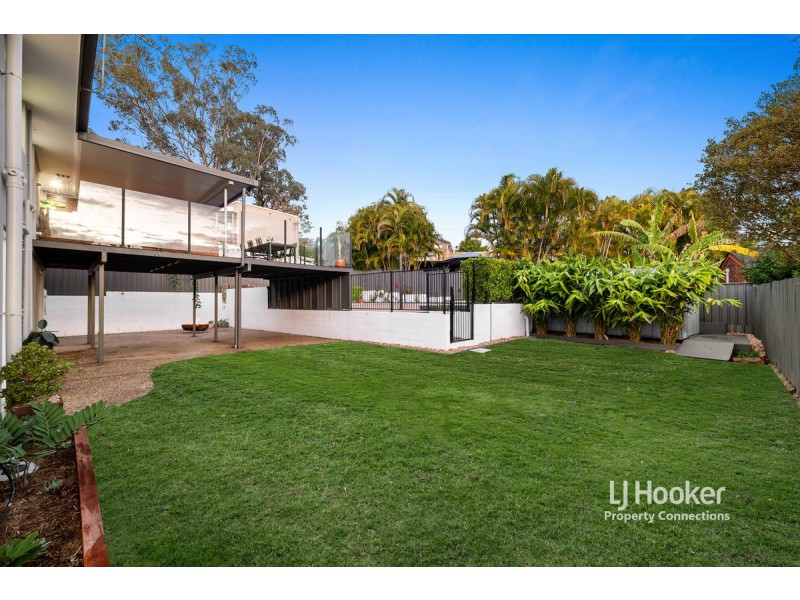 4 Leto Court, Eatons Hill QLD 4037
