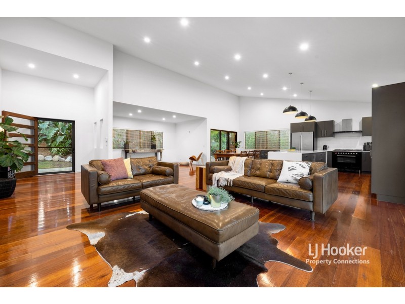 17 Retreat Court, Bunya QLD 4055