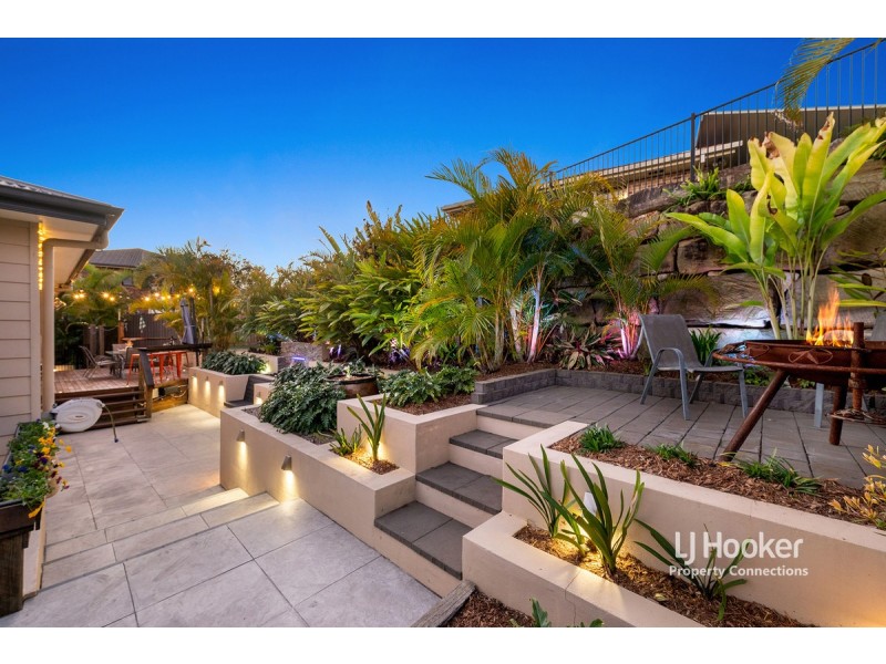 6 Fidelio Court, Eatons Hill QLD 4037