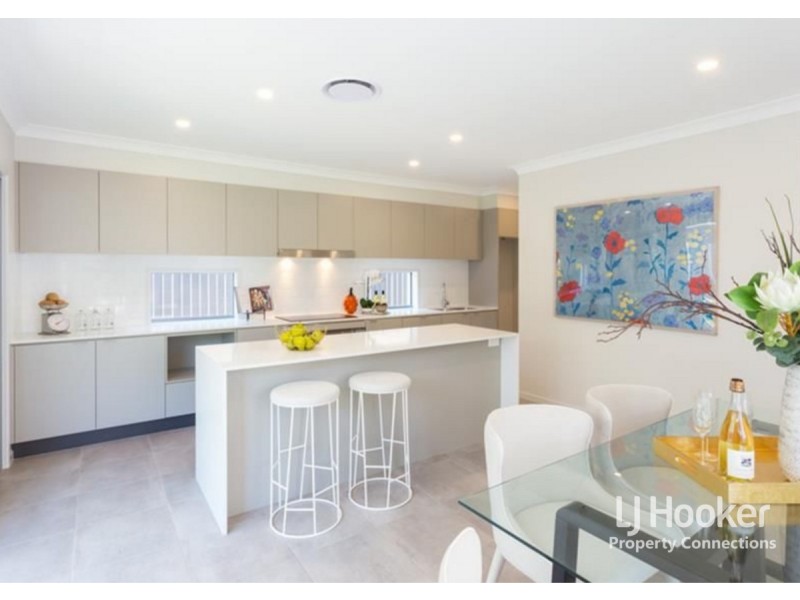 4 Pelion Street, Bridgeman Downs QLD 4035