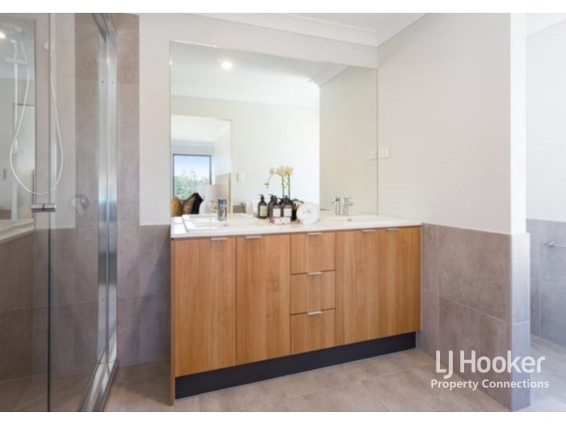 4 Pelion Street, Bridgeman Downs QLD 4035