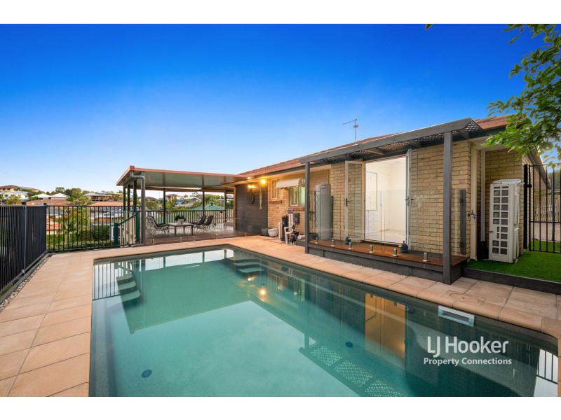 6 Renae Court, Eatons Hill QLD 4037