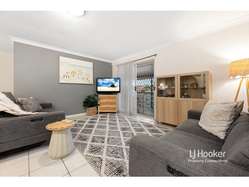 6 Renae Court, Eatons Hill QLD 4037