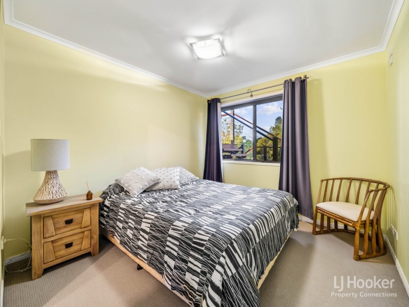 7 Atlas Court, Eatons Hill QLD 4037