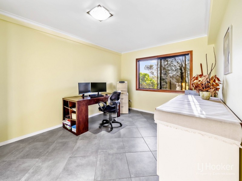 7 Atlas Court, Eatons Hill QLD 4037