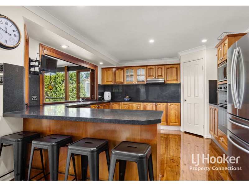11 Bunya Pine Court, Eatons Hill QLD 4037