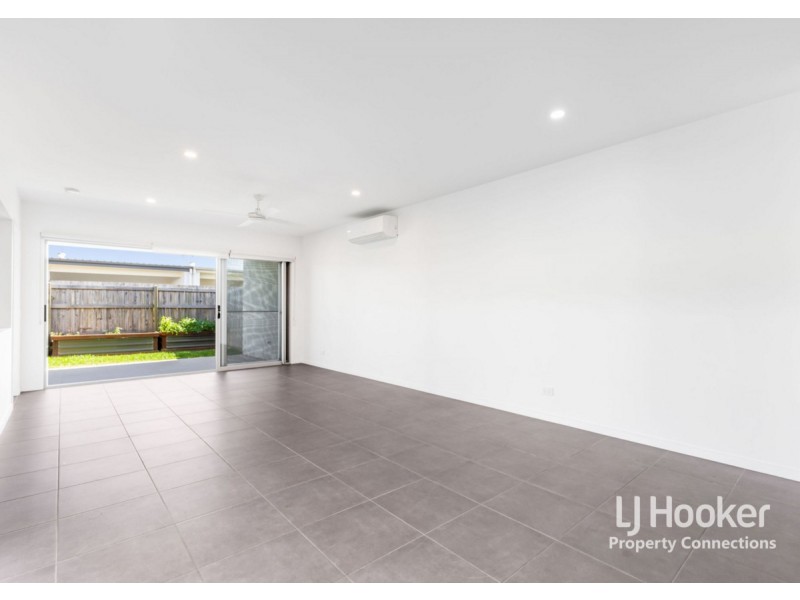 42 McConnell Esplanade, Strathpine QLD 4500