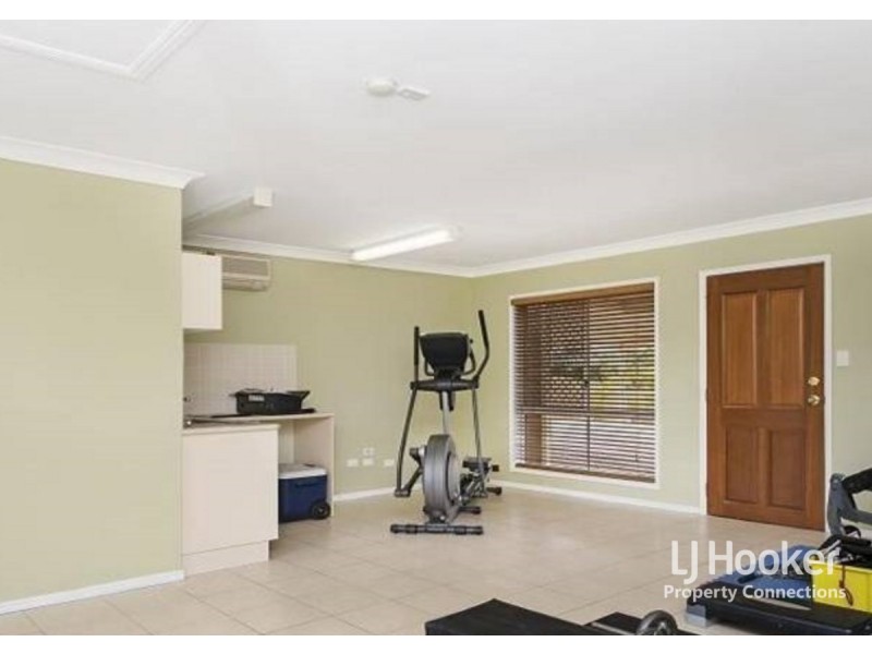 11 Memoire Court, Eatons Hill QLD 4037