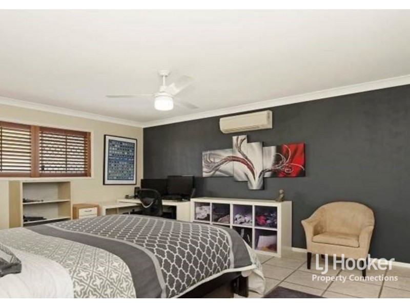 11 Memoire Court, Eatons Hill QLD 4037