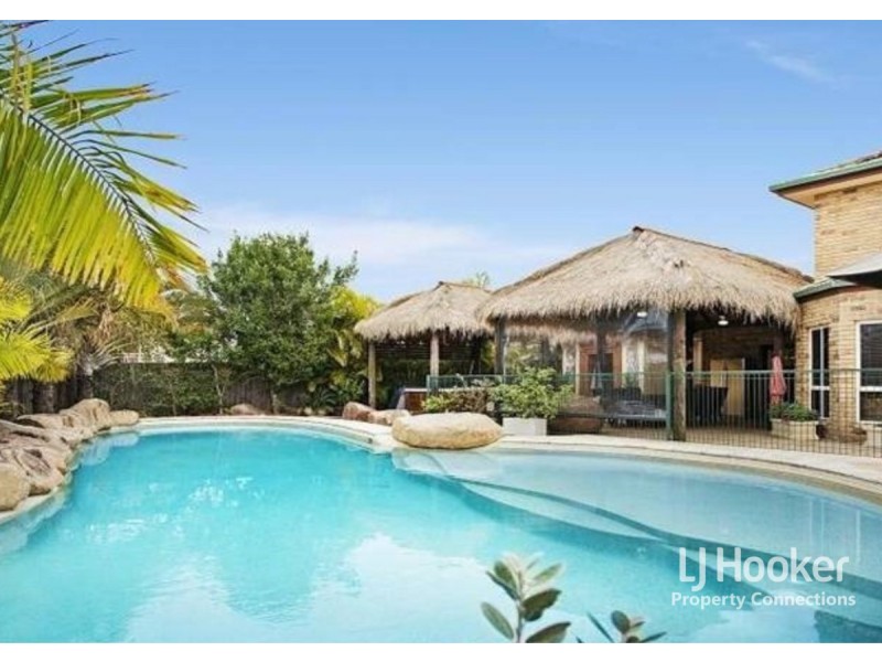 11 Memoire Court, Eatons Hill QLD 4037