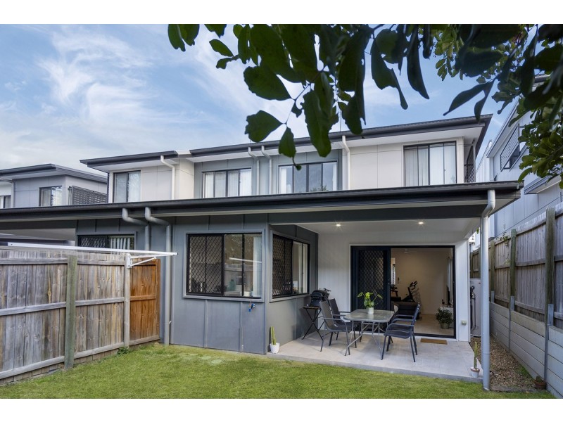 23/7 Franco Place, Bridgeman Downs QLD 4035