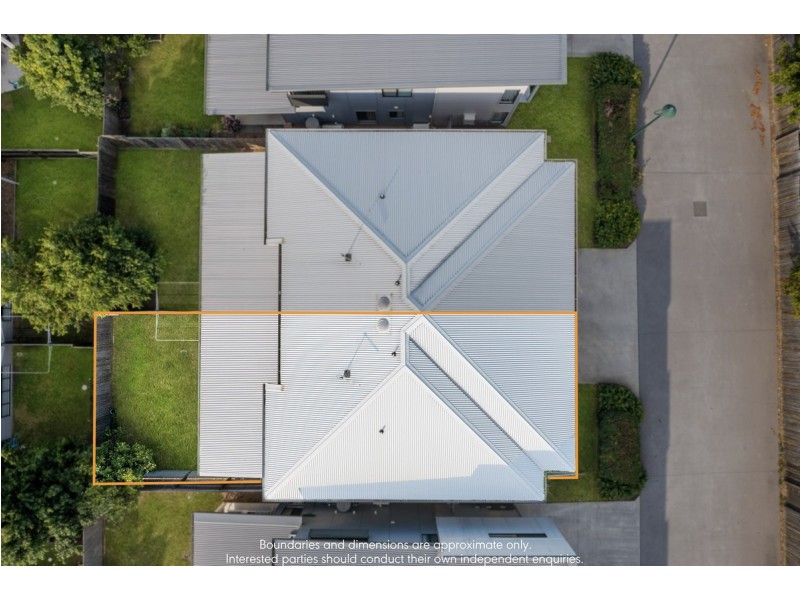 23/7 Franco Place, Bridgeman Downs QLD 4035