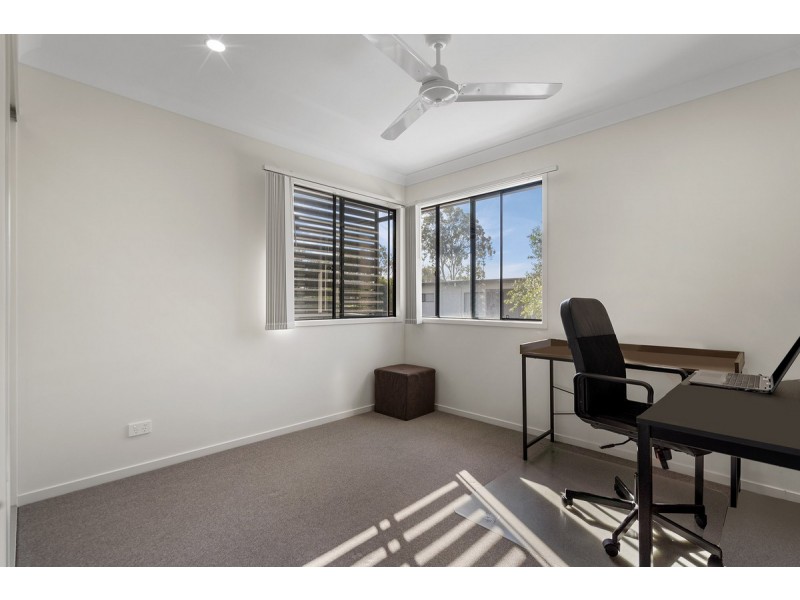 23/7 Franco Place, Bridgeman Downs QLD 4035