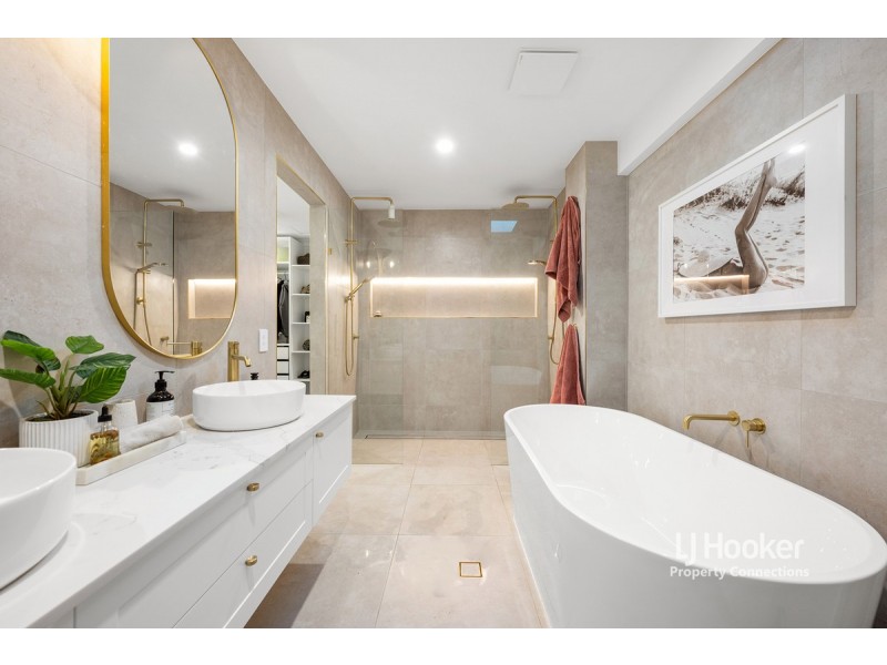 26 Narrabeen Road, Albany Creek QLD 4035