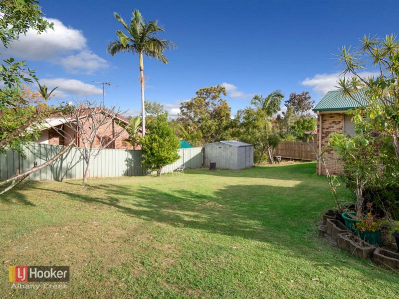11 Atoll Crescent, Eatons Hill QLD 4037