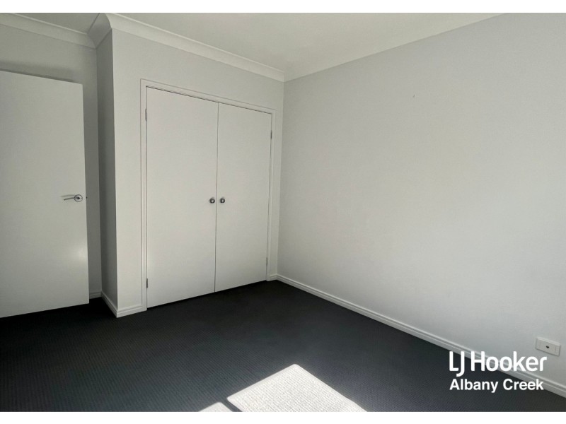 17 Tributary Court, Eatons Hill QLD 4037