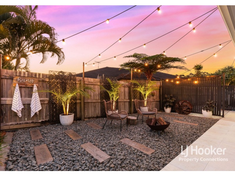 5 Maggie Place, Cashmere QLD 4500