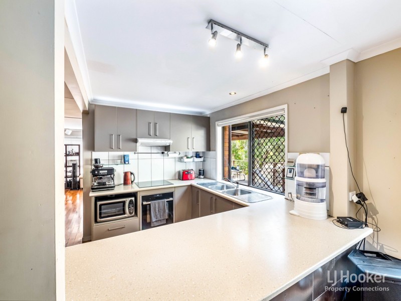 7 Calypso Court, Eatons Hill QLD 4037