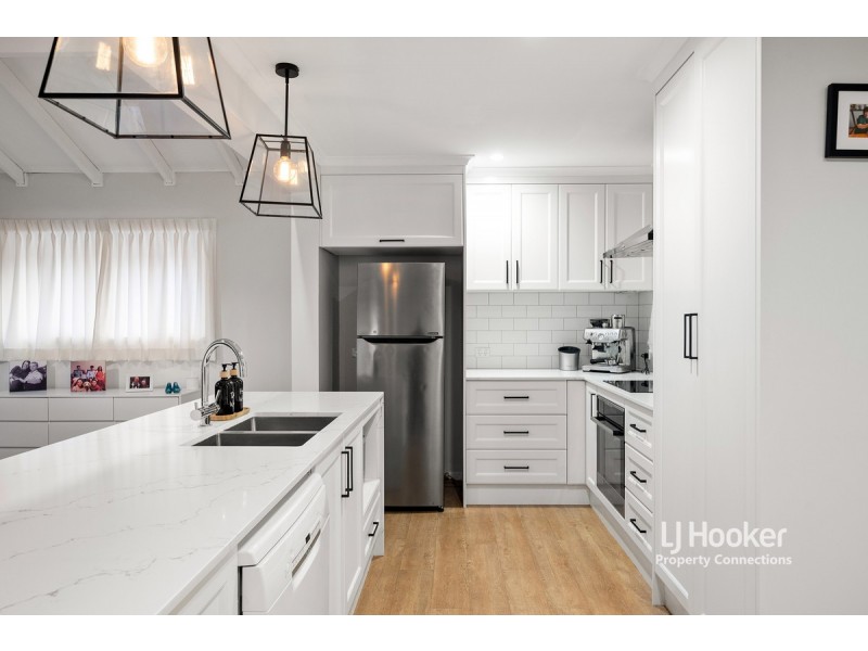 91 Bunya Park Drive, Eatons Hill QLD 4037