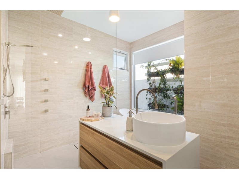 43 Levy Circuit, Bridgeman Downs QLD 4035