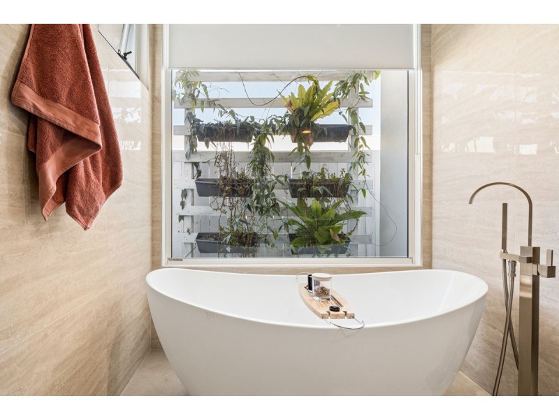 43 Levy Circuit, Bridgeman Downs QLD 4035