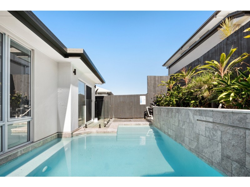 43 Levy Circuit, Bridgeman Downs QLD 4035