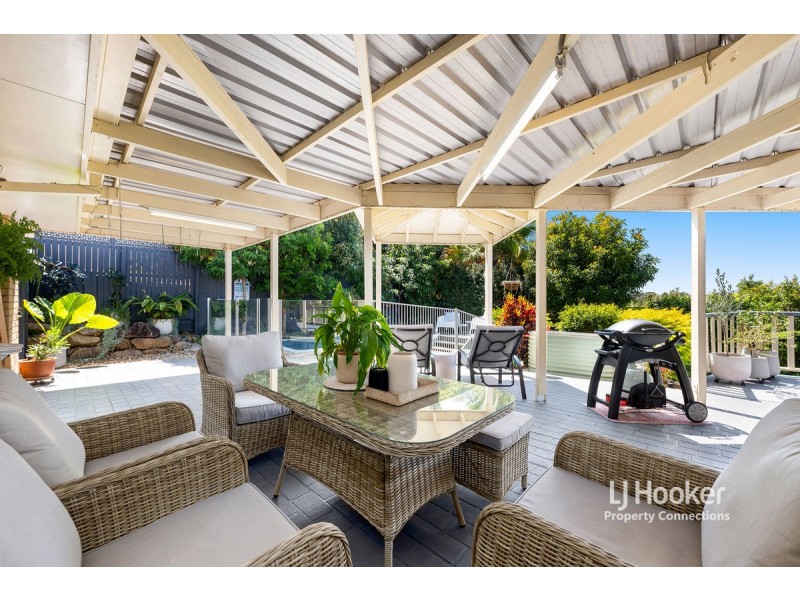 10 Felicia Place, Eatons Hill QLD 4037