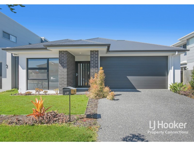 69 Lakeview Promenade, Newport QLD 4020