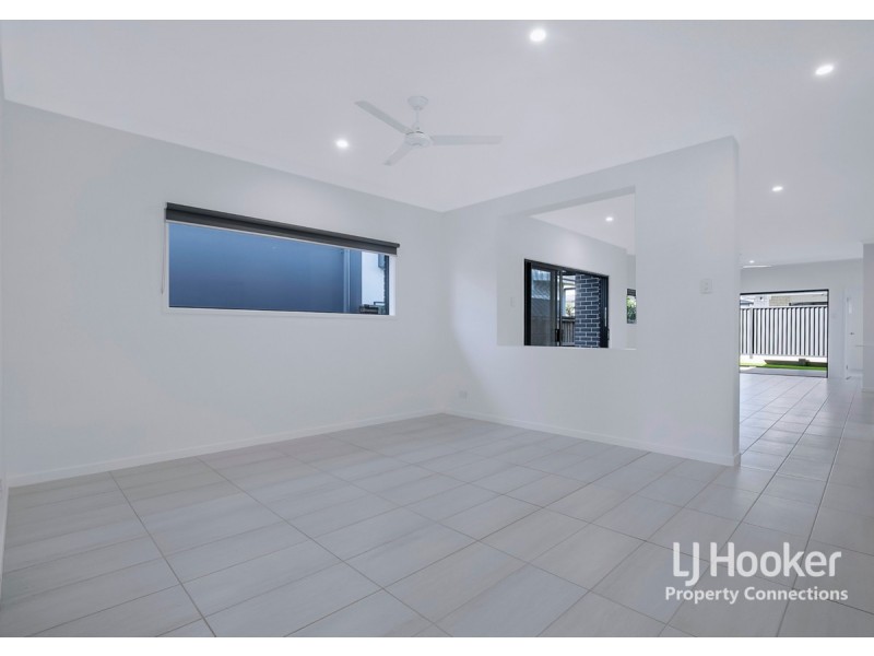 69 Lakeview Promenade, Newport QLD 4020