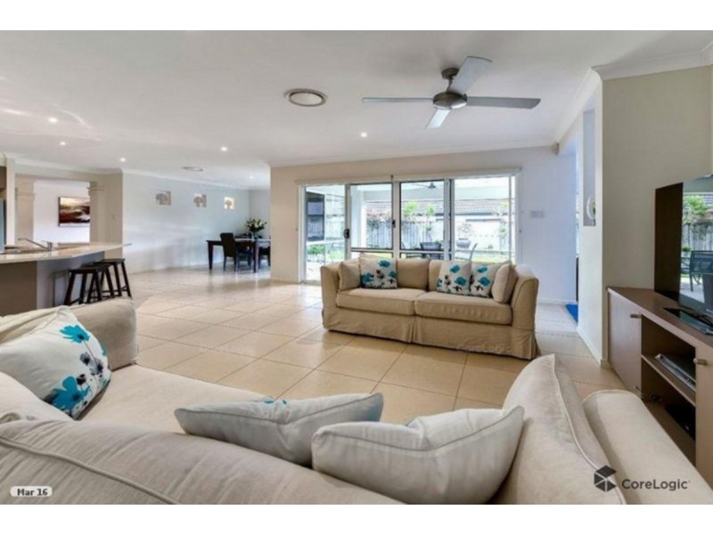 24 Asciano Place, Bridgeman Downs QLD 4035