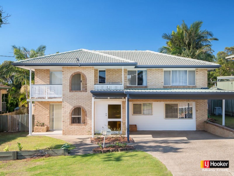 4 Strathford Avenue, Albany Creek QLD 4035