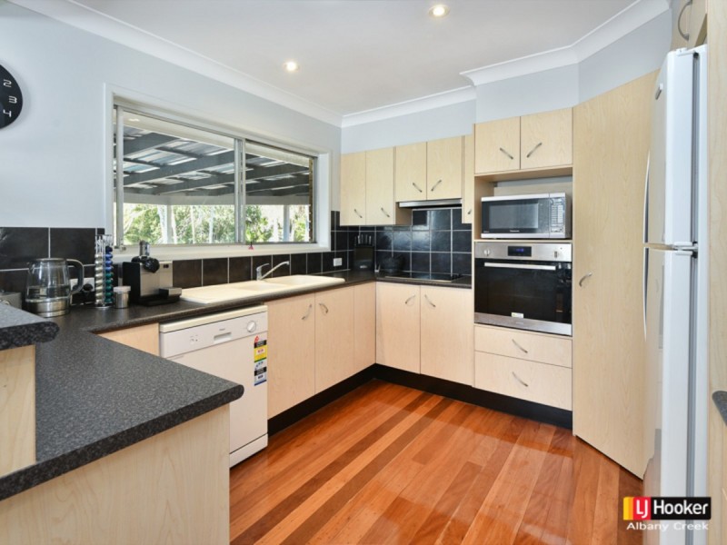 4 Strathford Avenue, Albany Creek QLD 4035