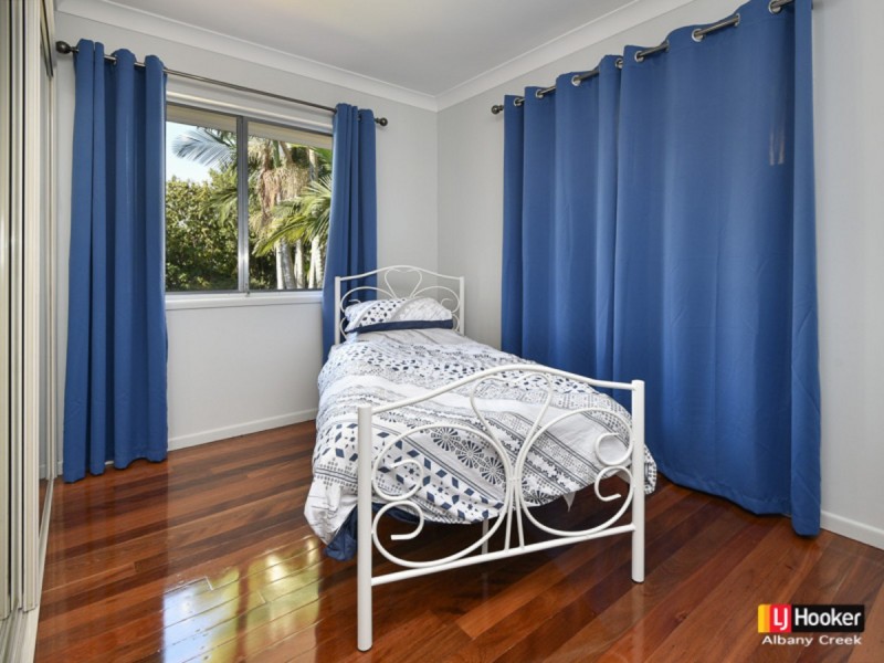 4 Strathford Avenue, Albany Creek QLD 4035